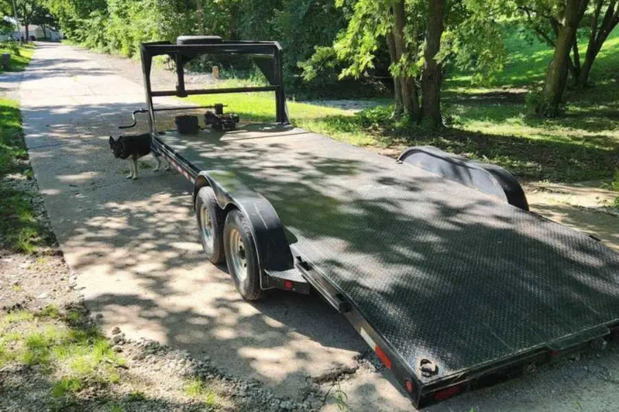gooseneck car hauler